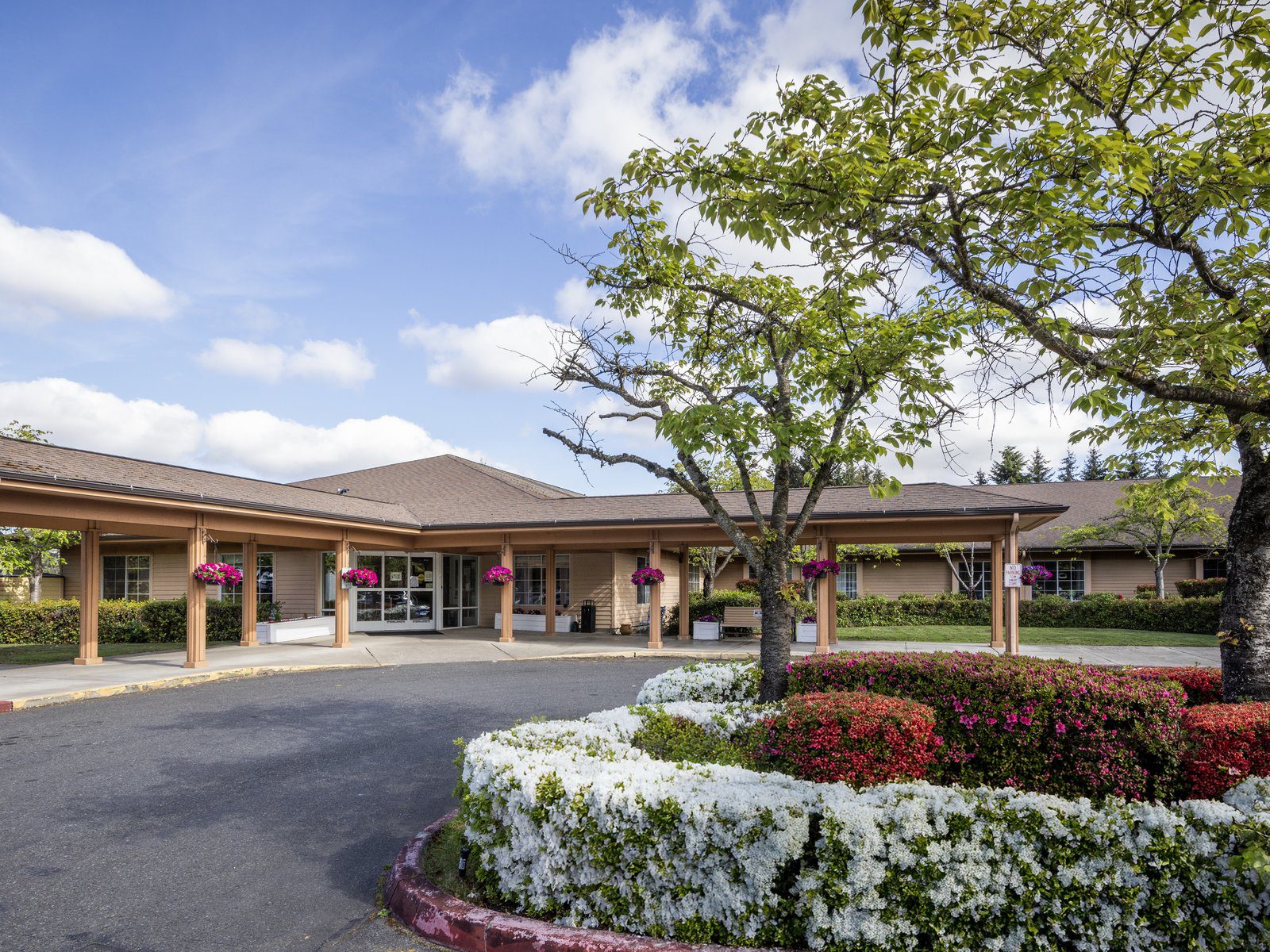 Exterior view of Alaska Gardens Nursing Home in Tacoma, Washington