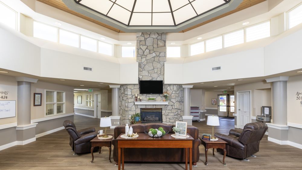 AspenMeadows_Assisted_Lobby - Evergreen Healthcare Group