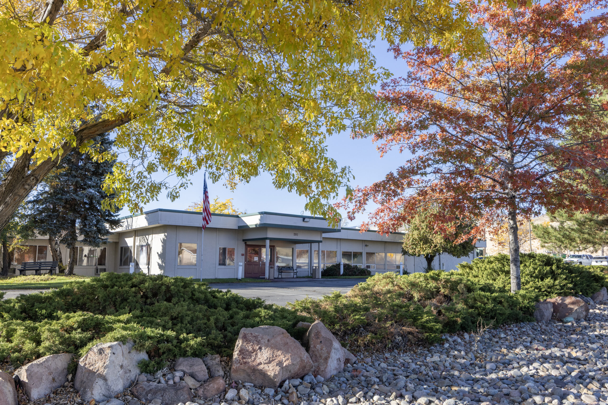 Mountainview_Exterior2 - Evergreen Healthcare Group