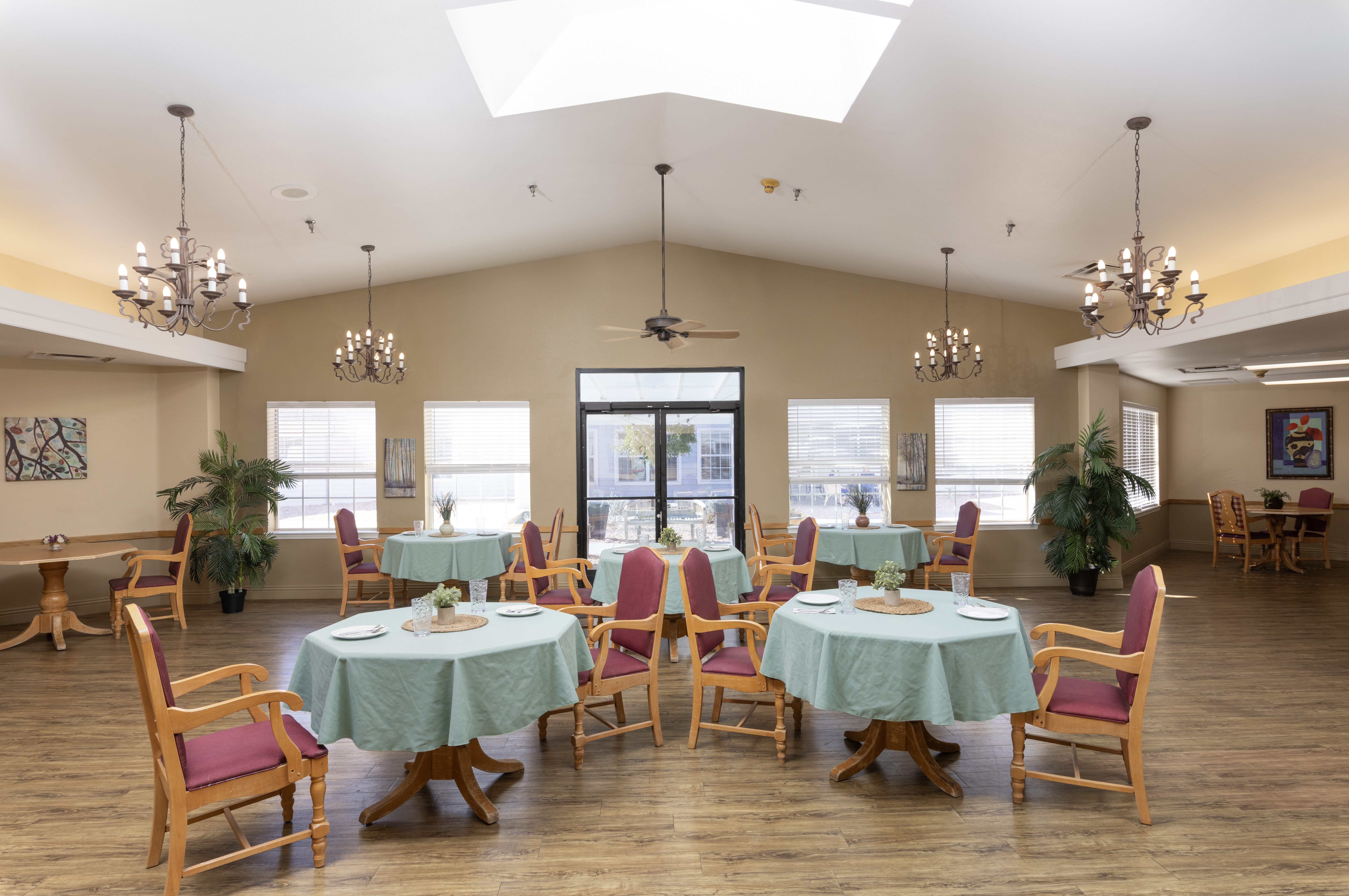 Pahrump_Dining - Evergreen Healthcare Group
