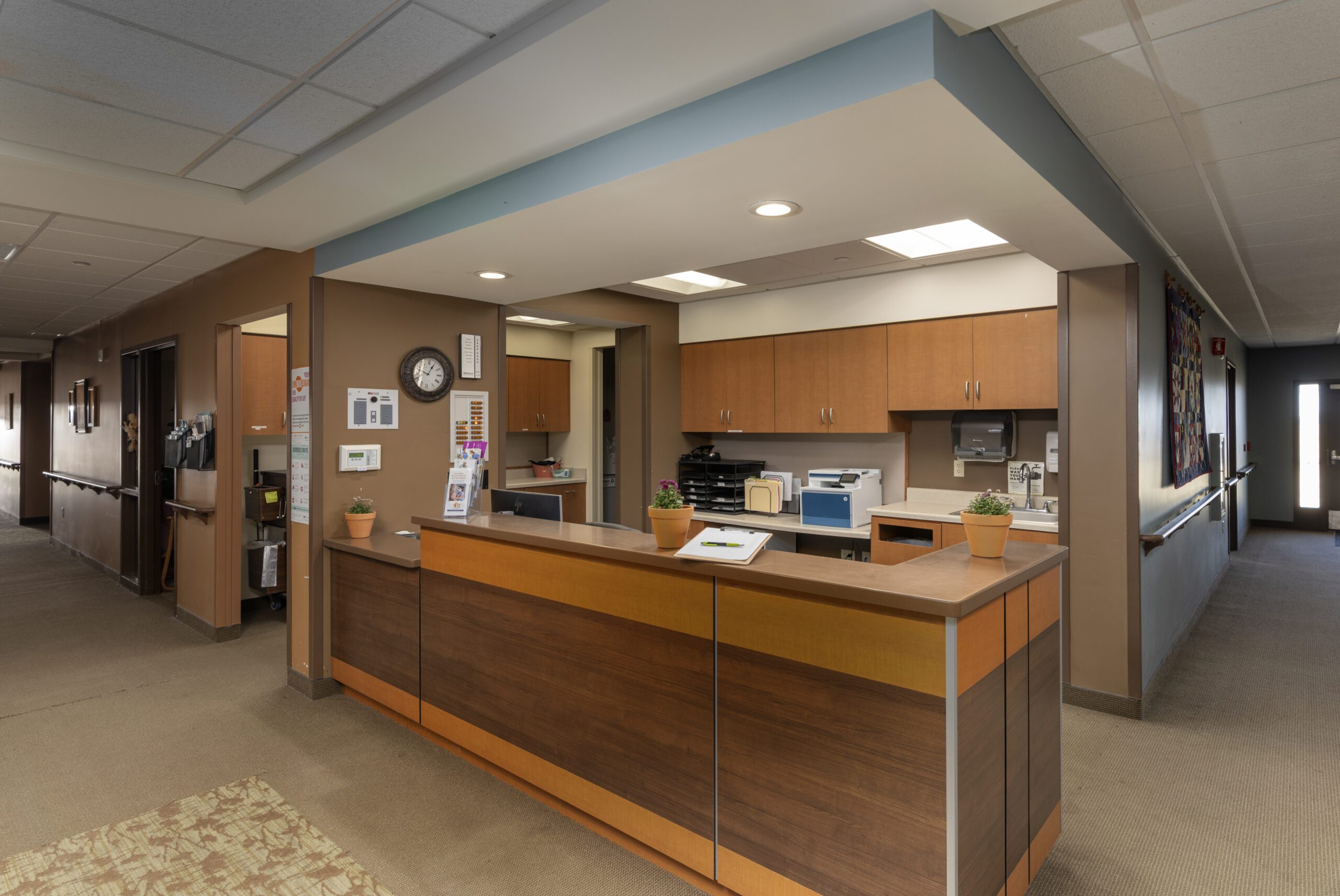 PrairieView_NursesStation - Evergreen Healthcare Group