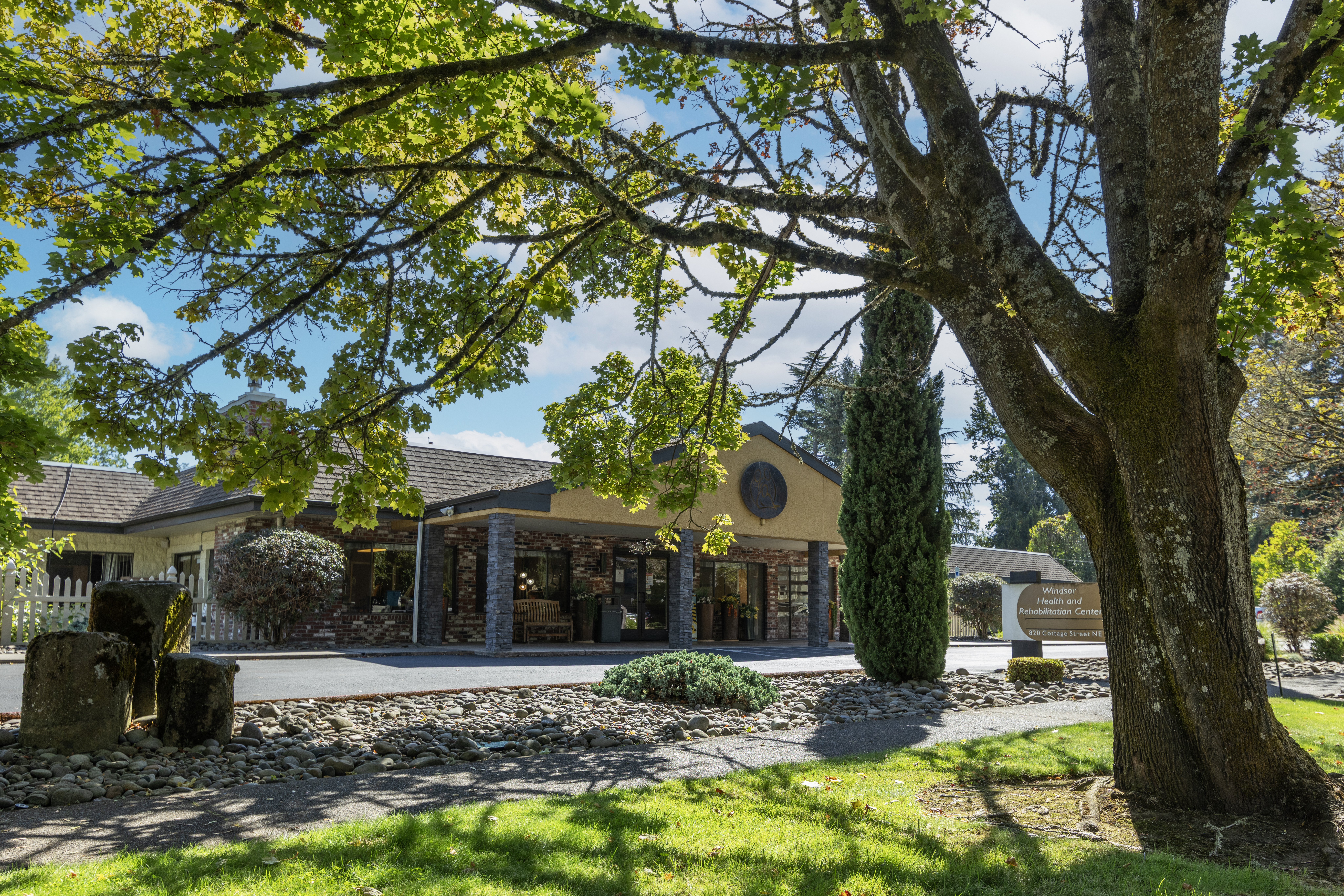 Windsor_Exterior1 - Evergreen Healthcare Group